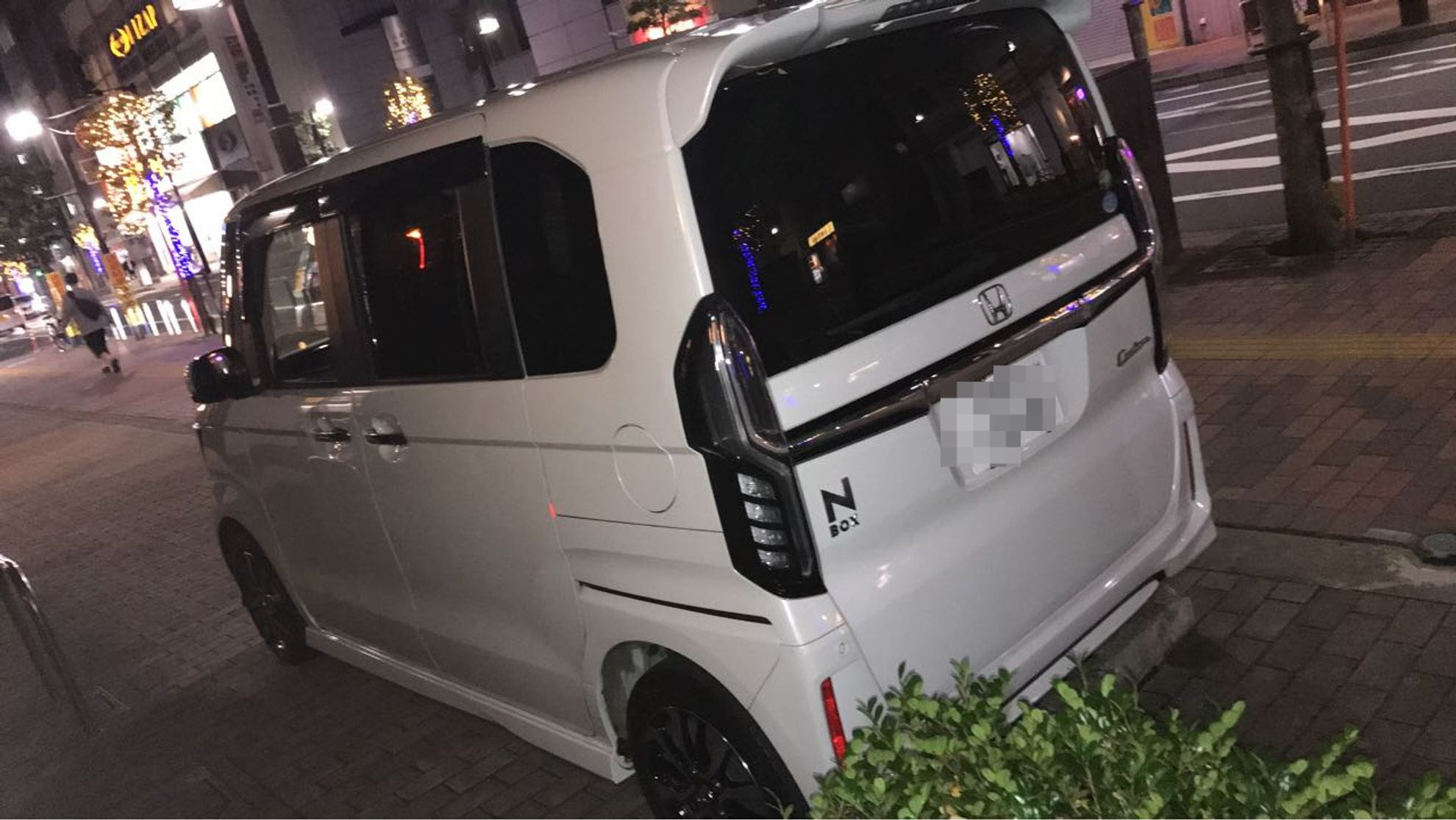外装左後方