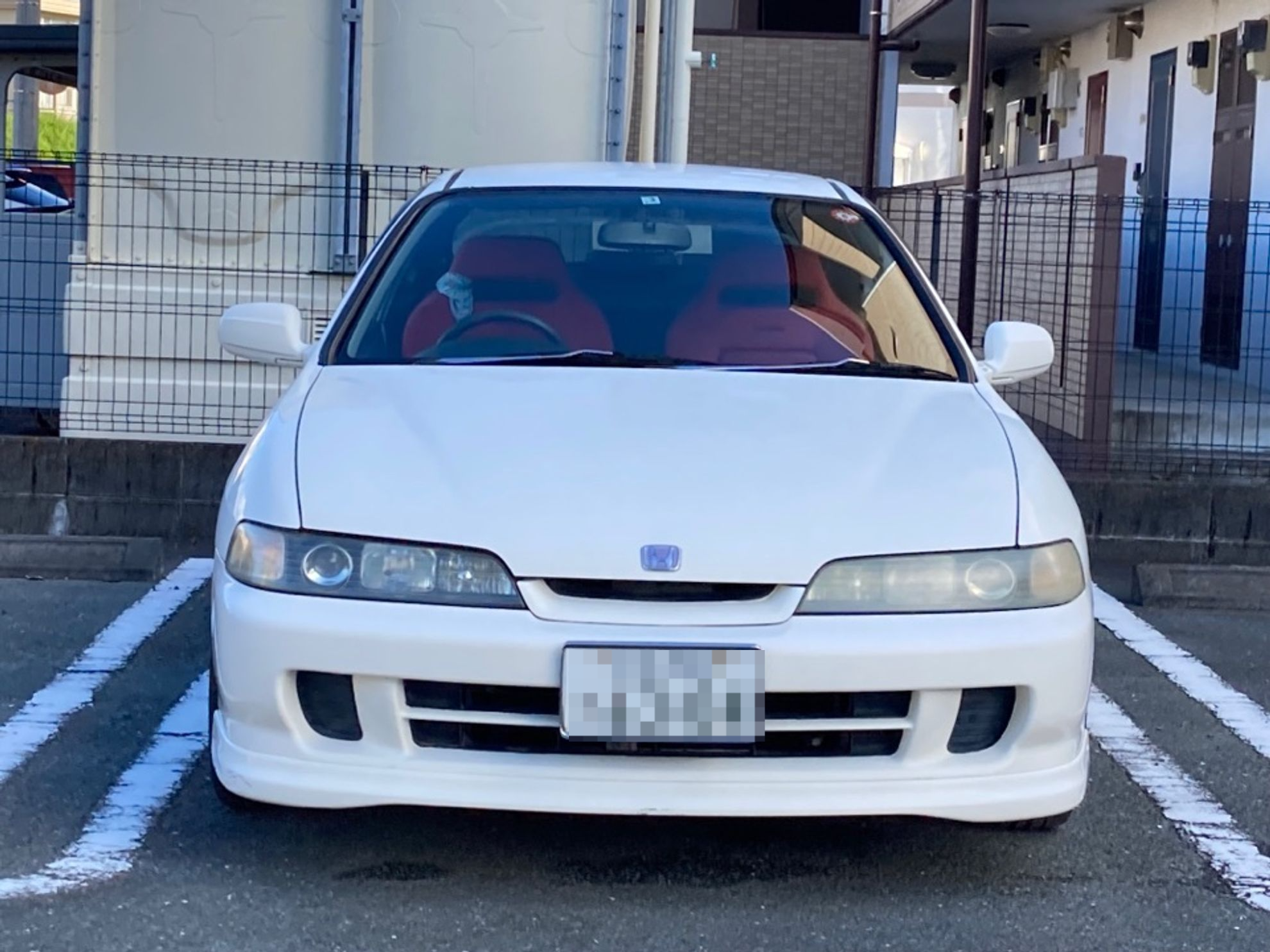 外装前方