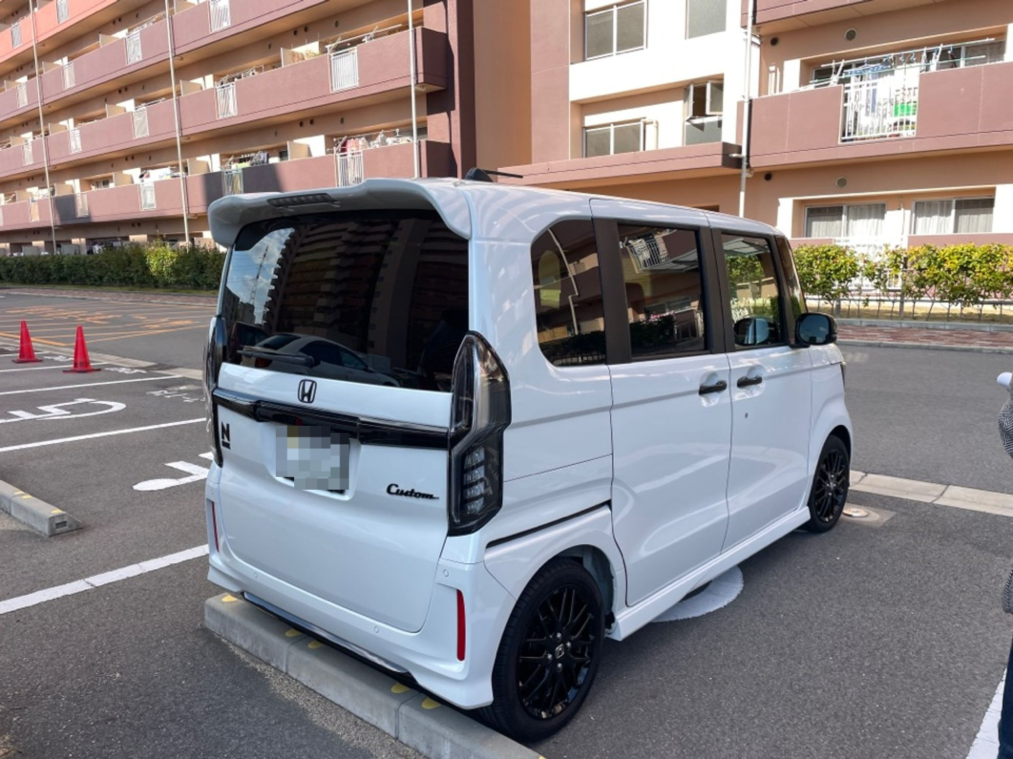 外装右後