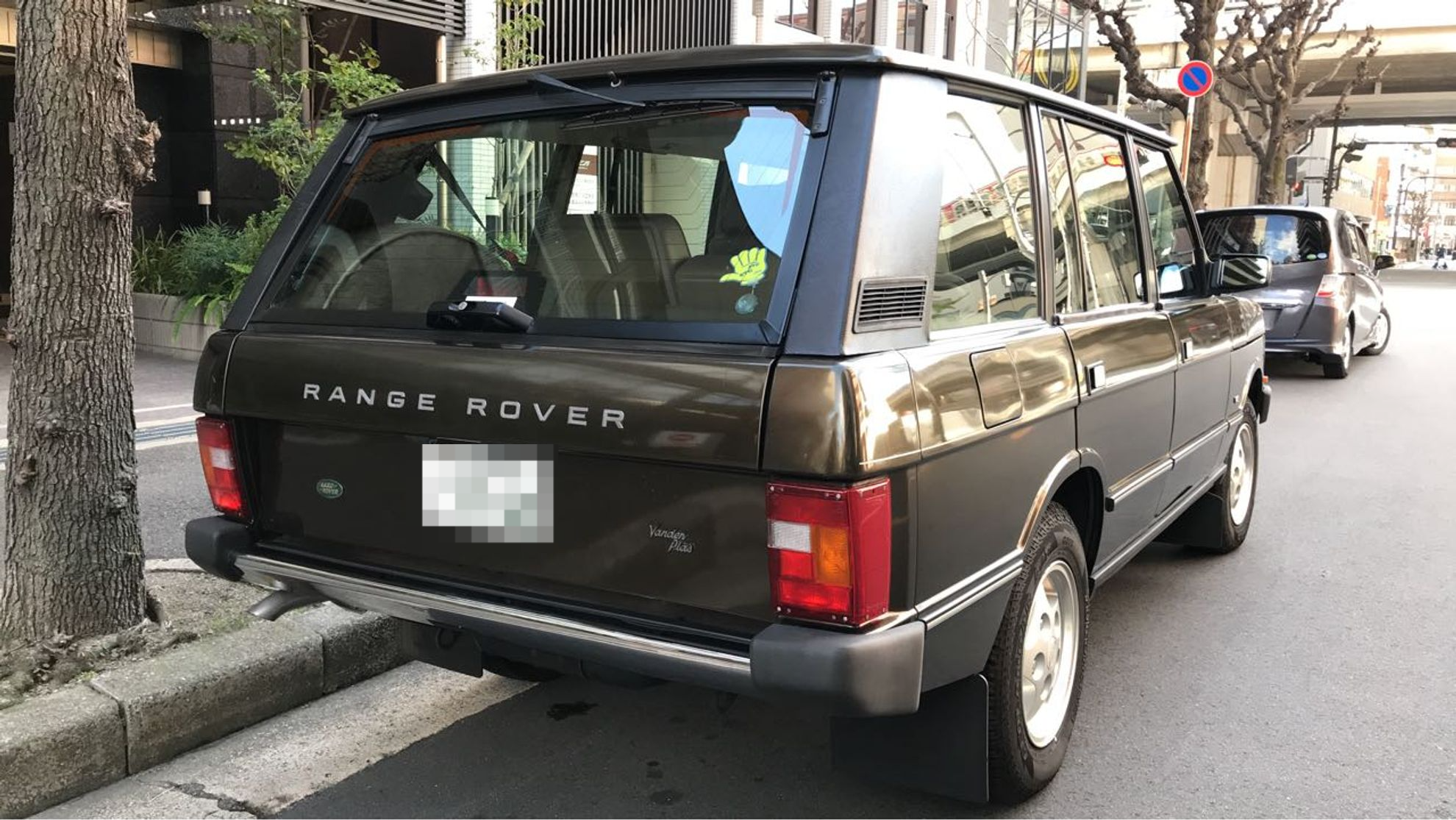 外装右後