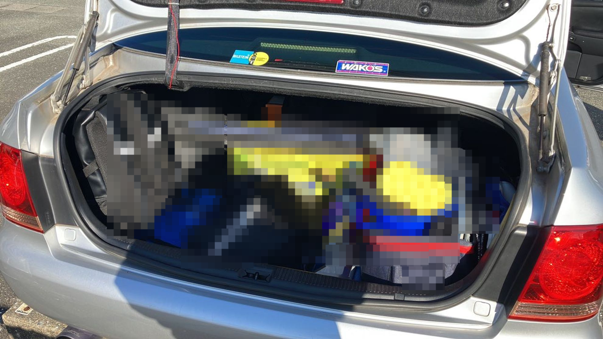 内装トランク