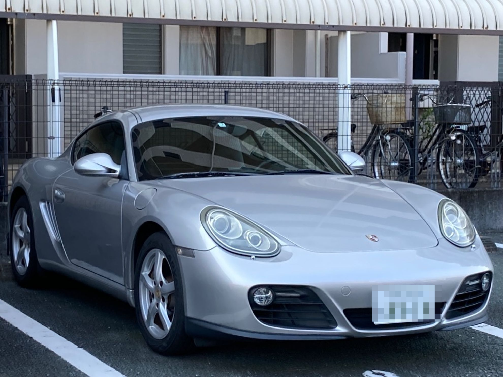 外装右前