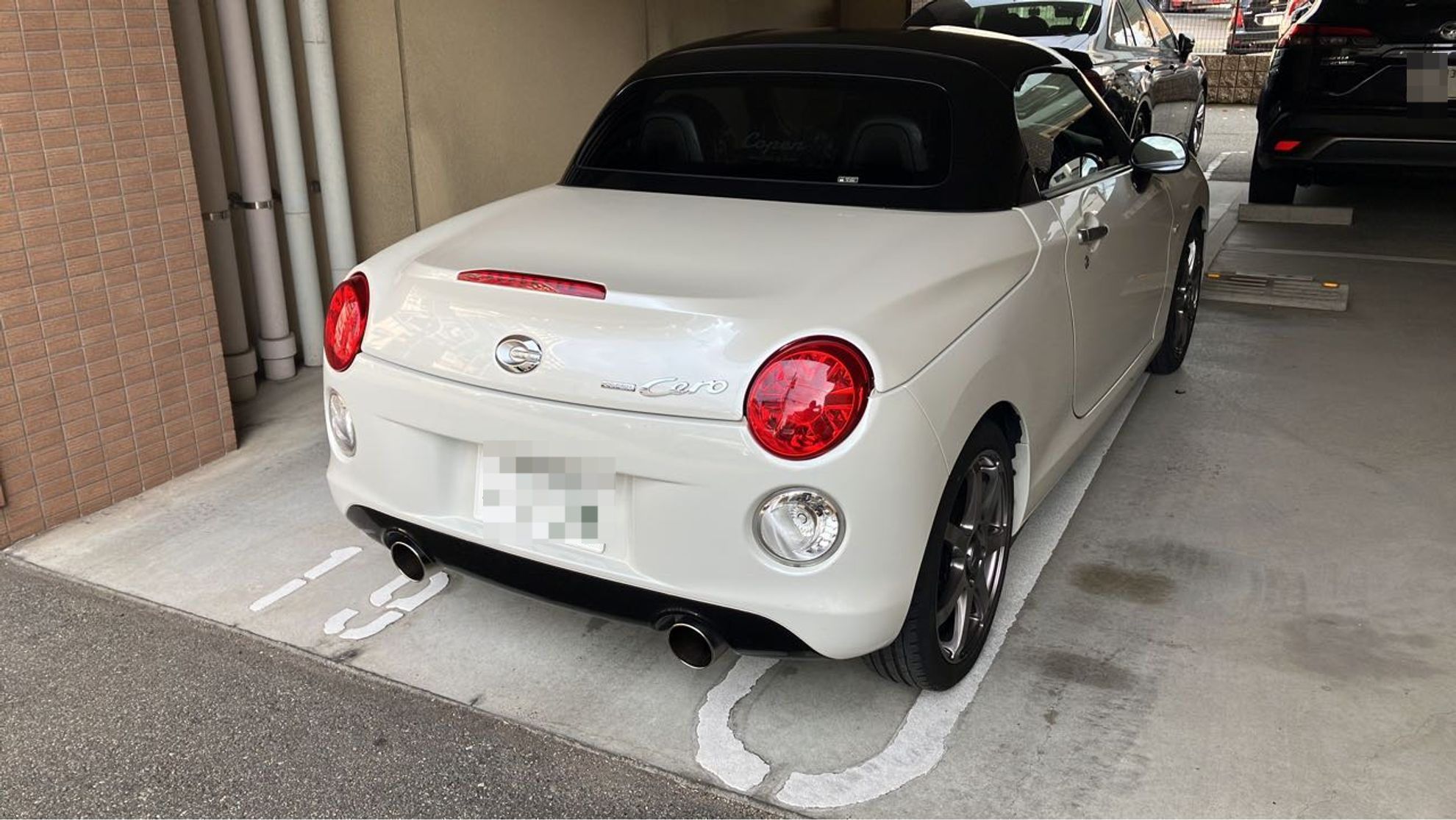 外装右後