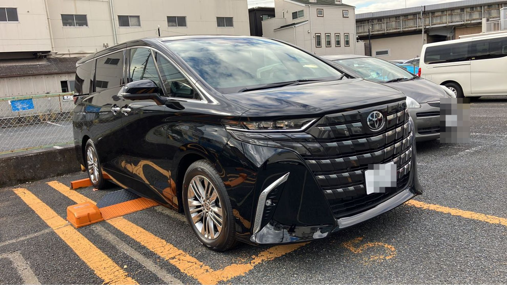 外装右前