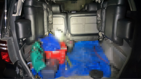 内装トランク