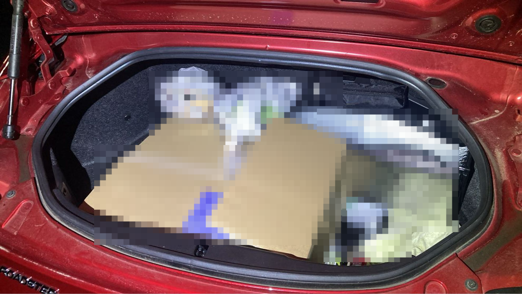 内装トランク