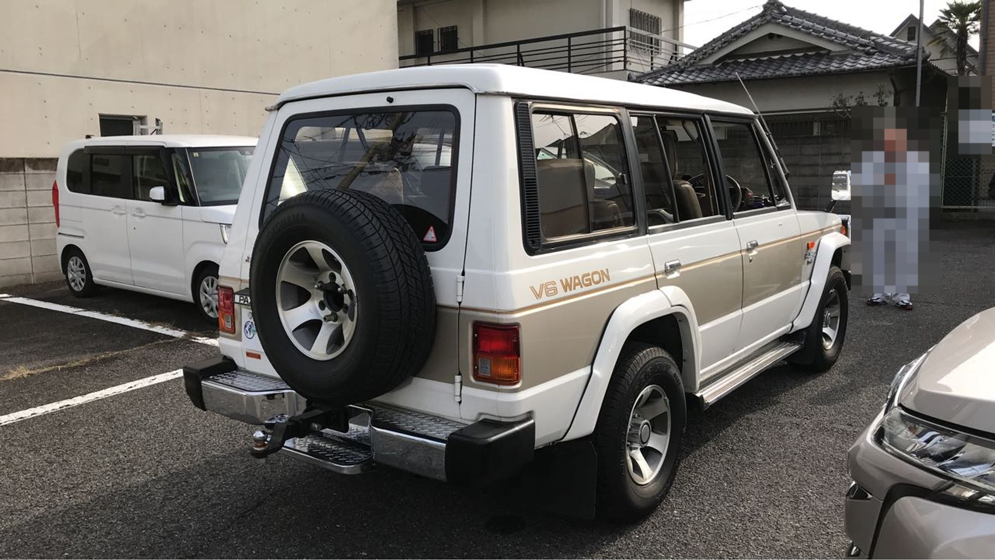 外装右後