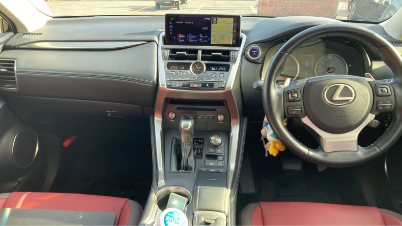 内装インパネ全体