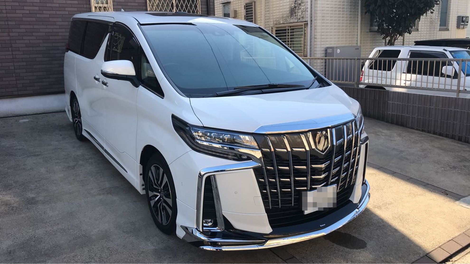 外装右前