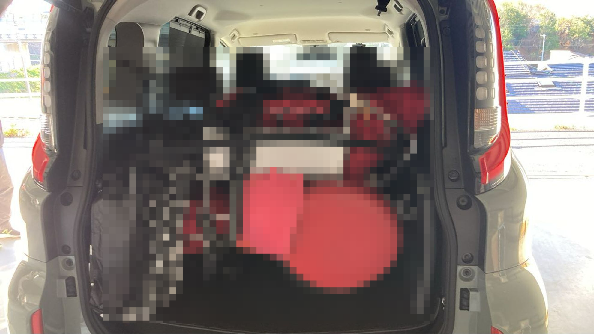内装トランク