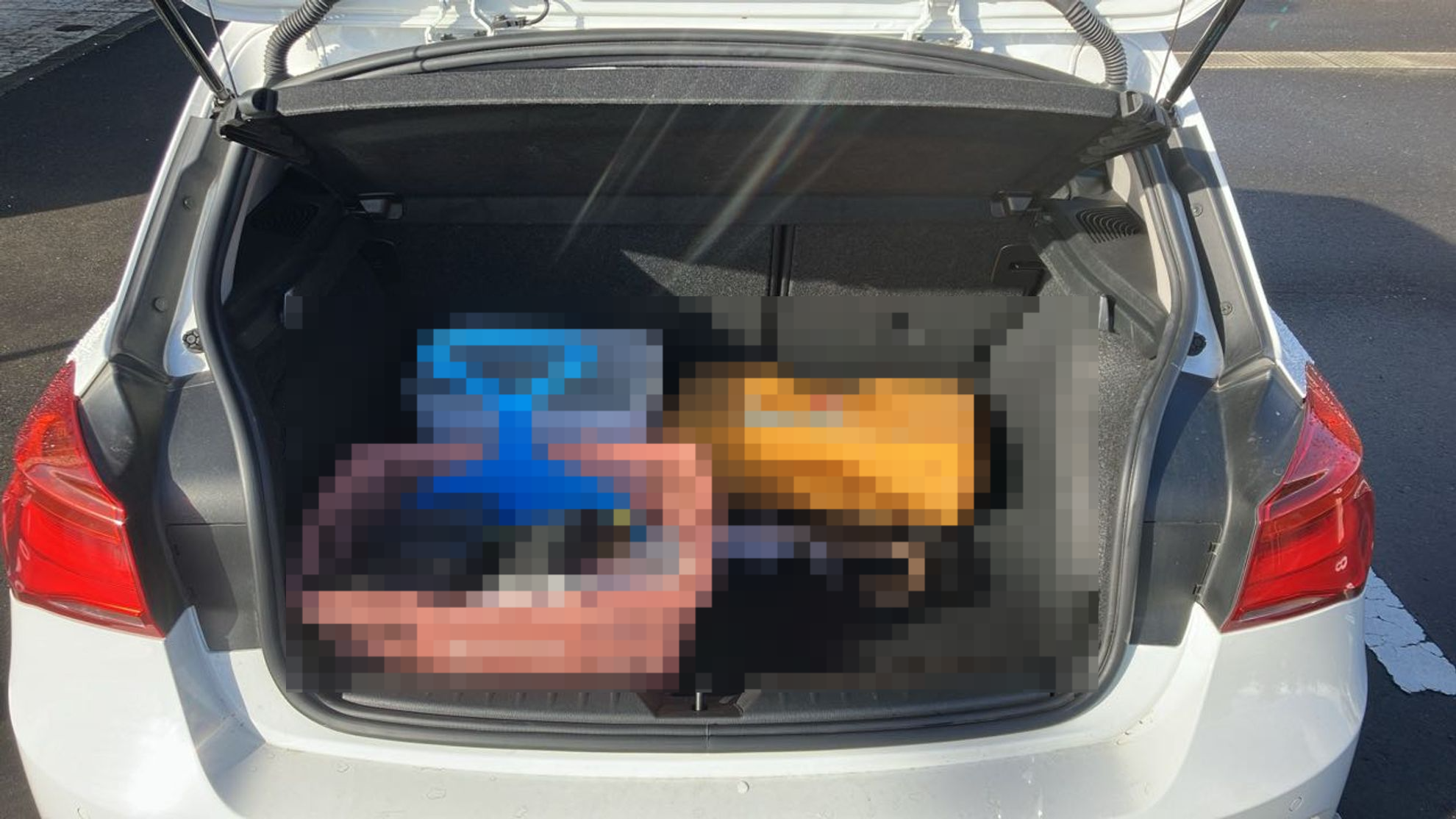 内装トランク