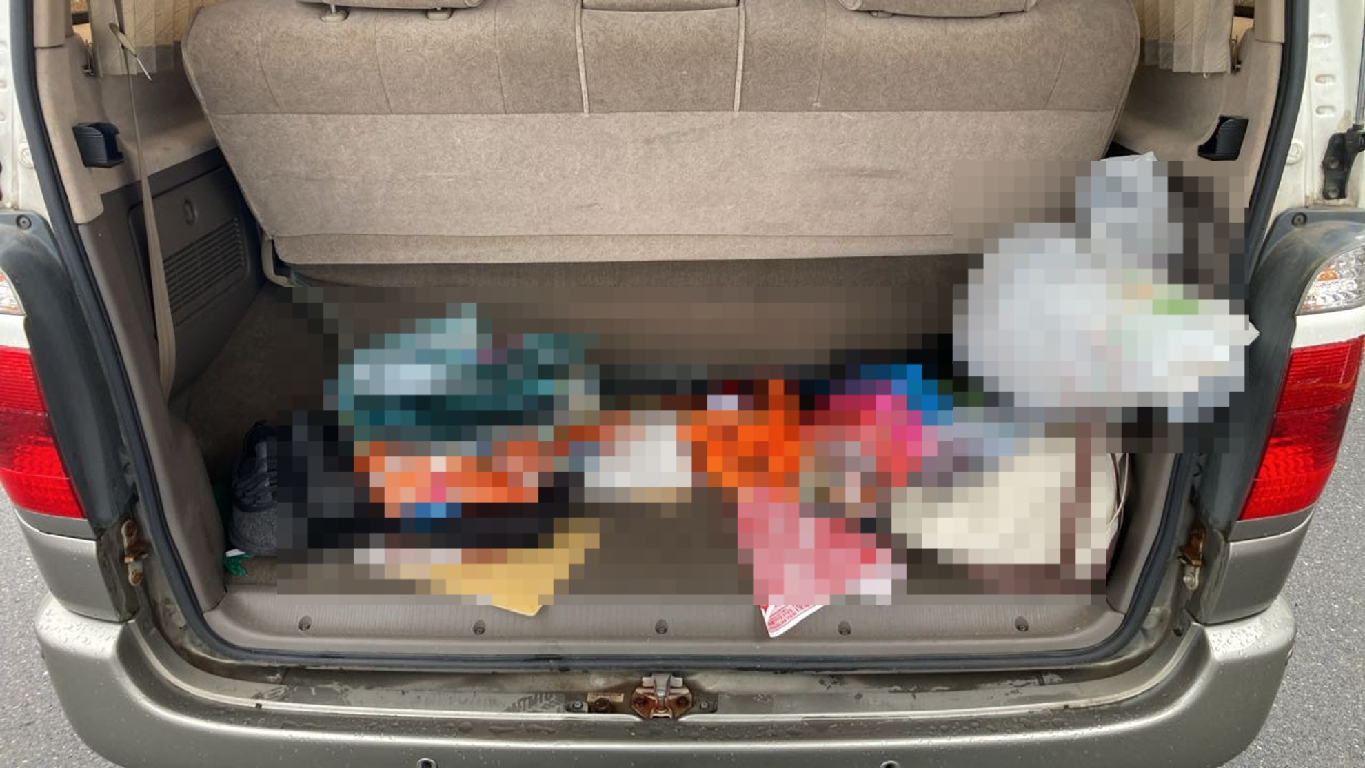 内装トランク