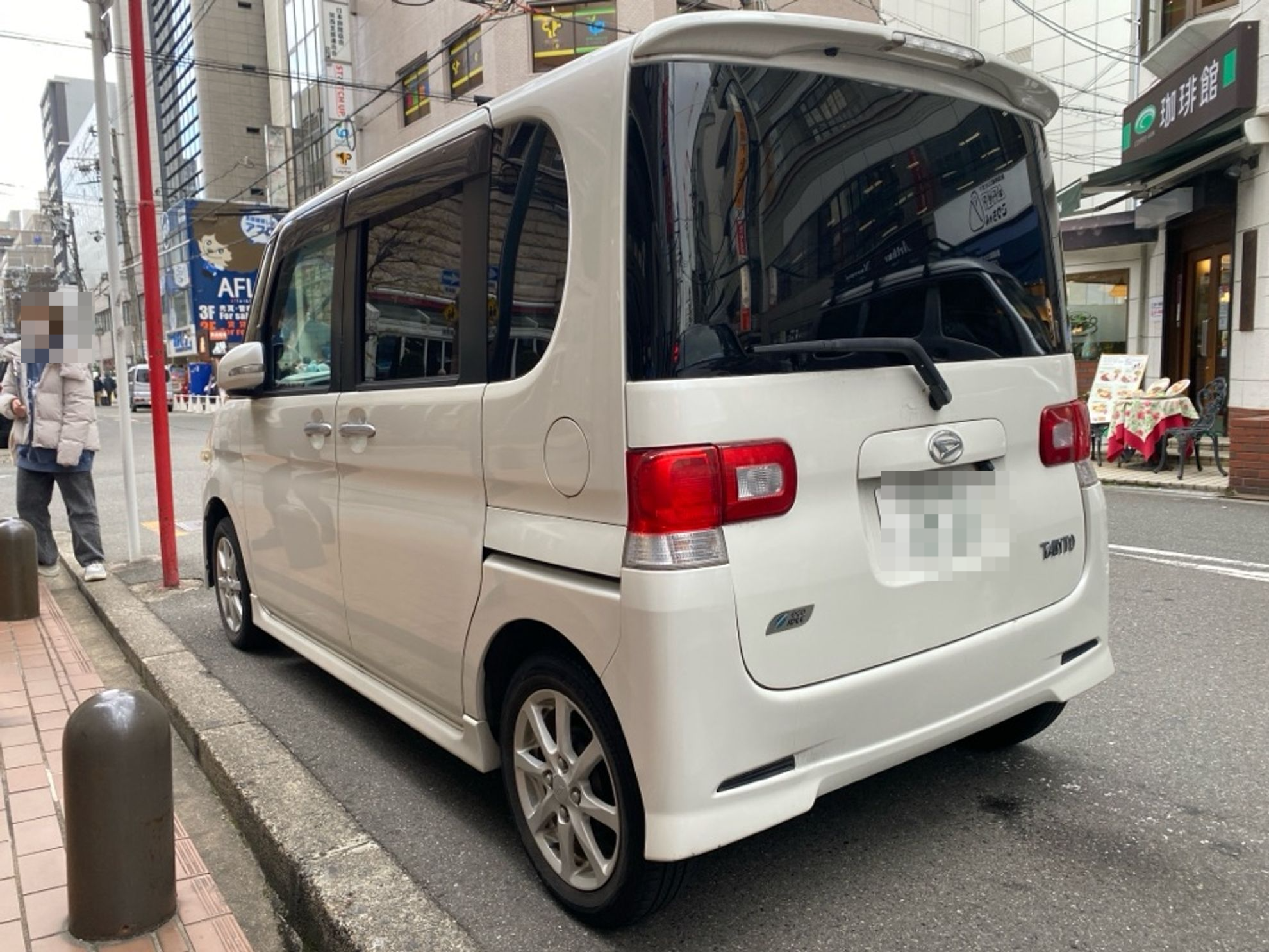 外装左後方