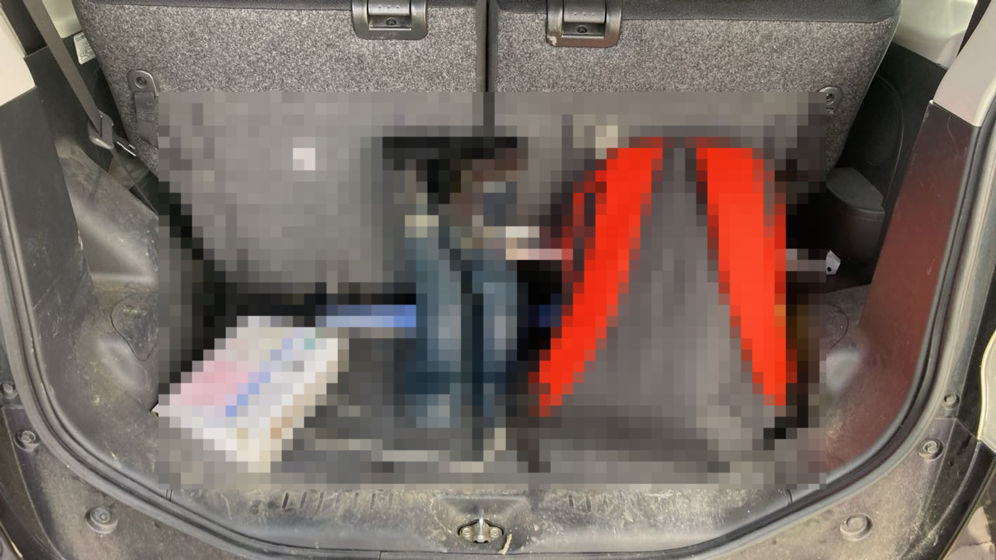 内装トランク