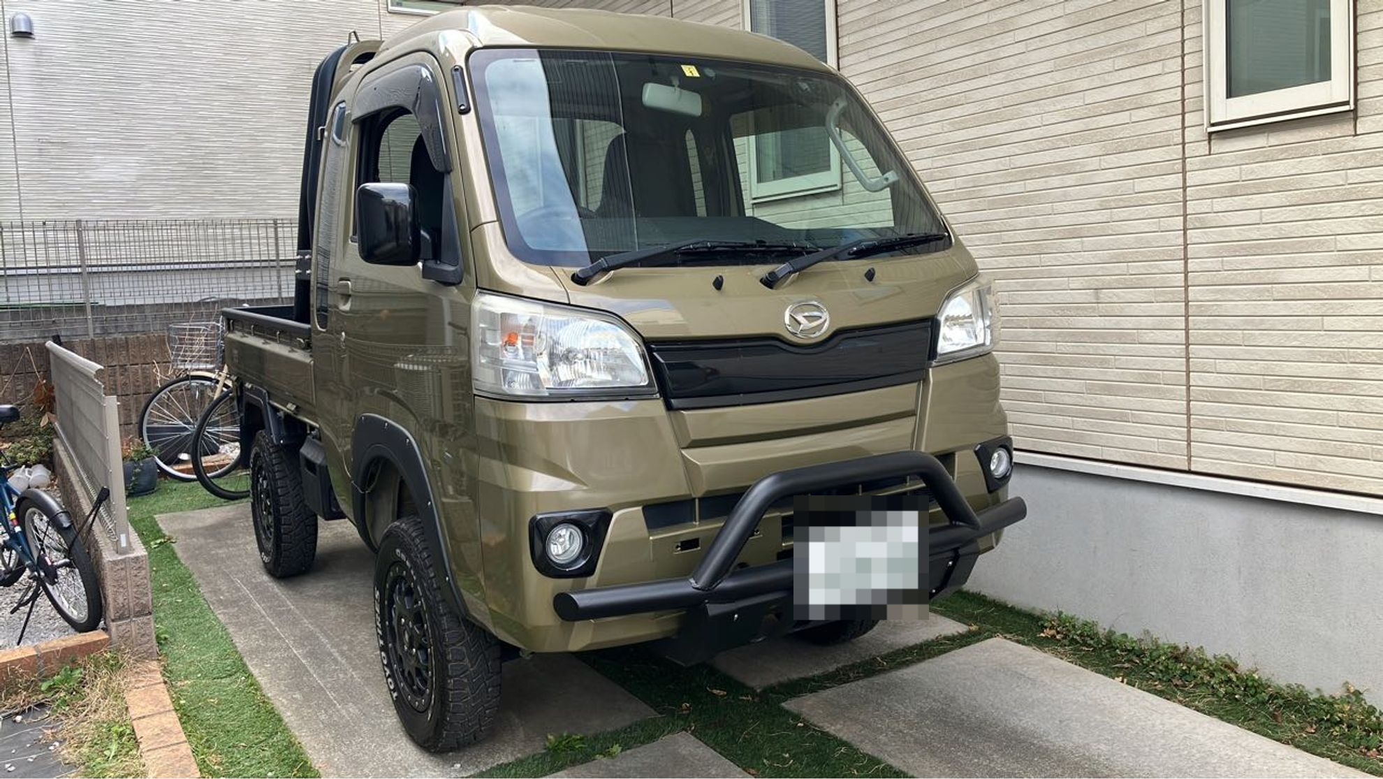 外装右前
