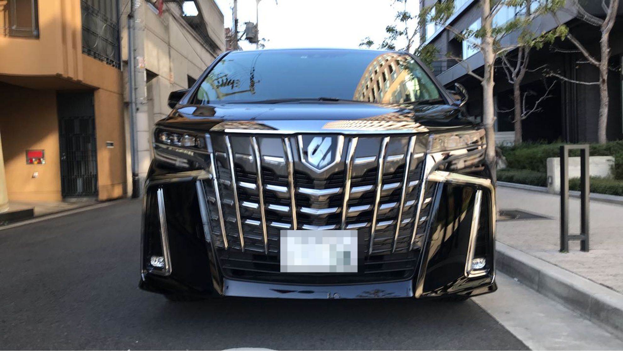 外装前方
