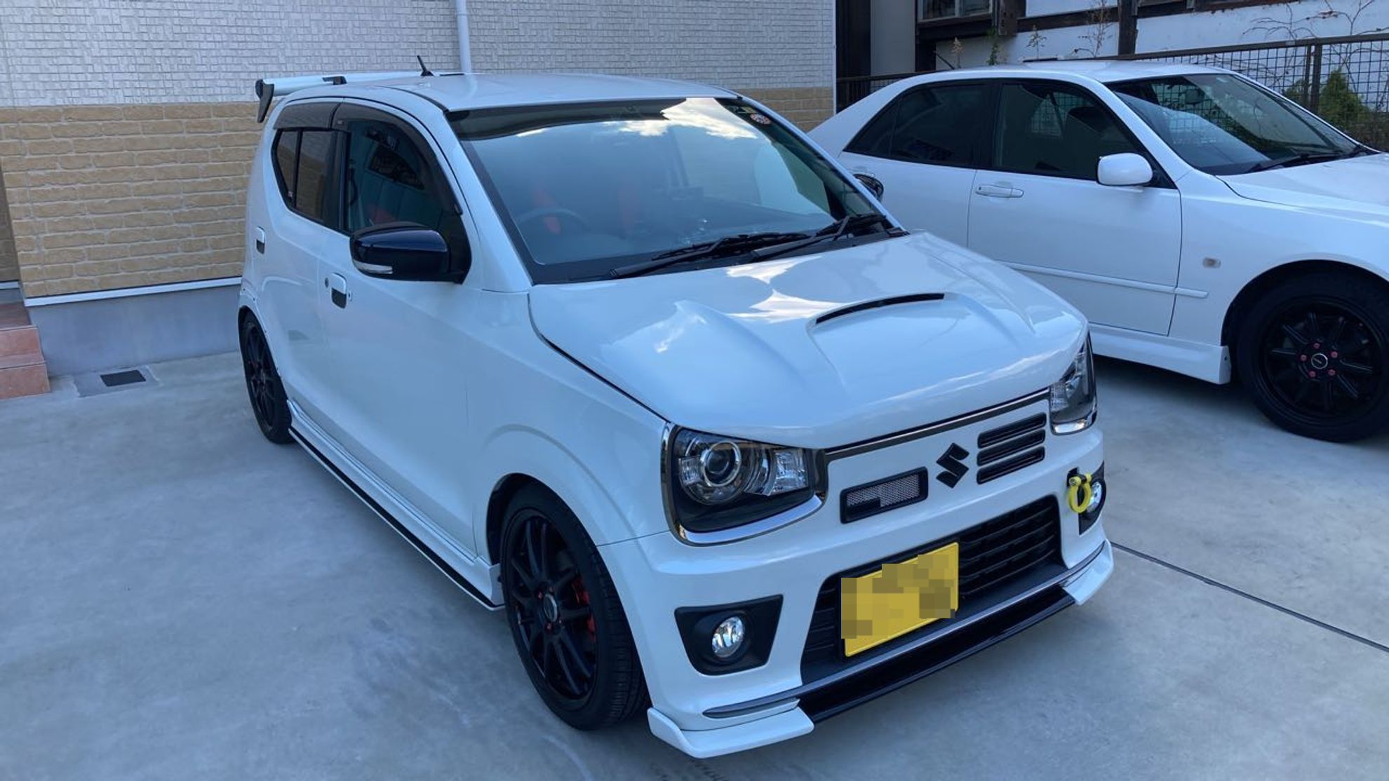 外装右前
