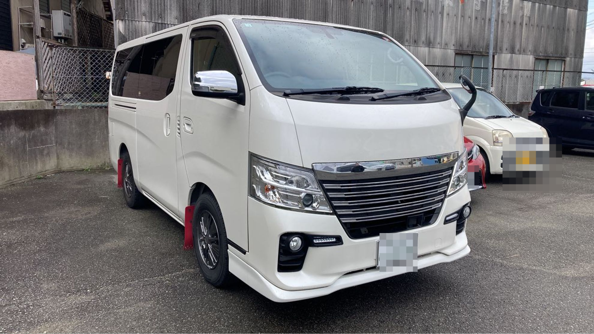 外装右前