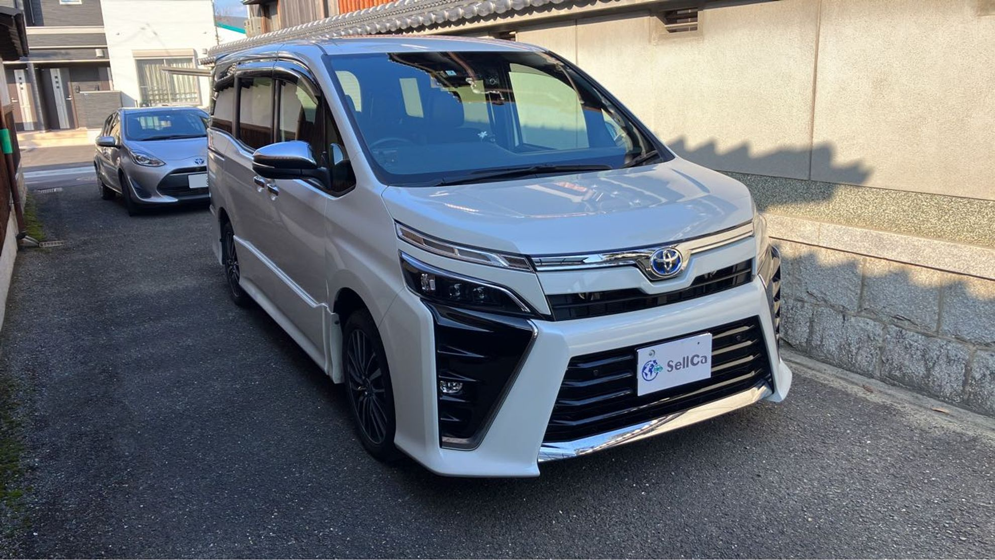 外装右前
