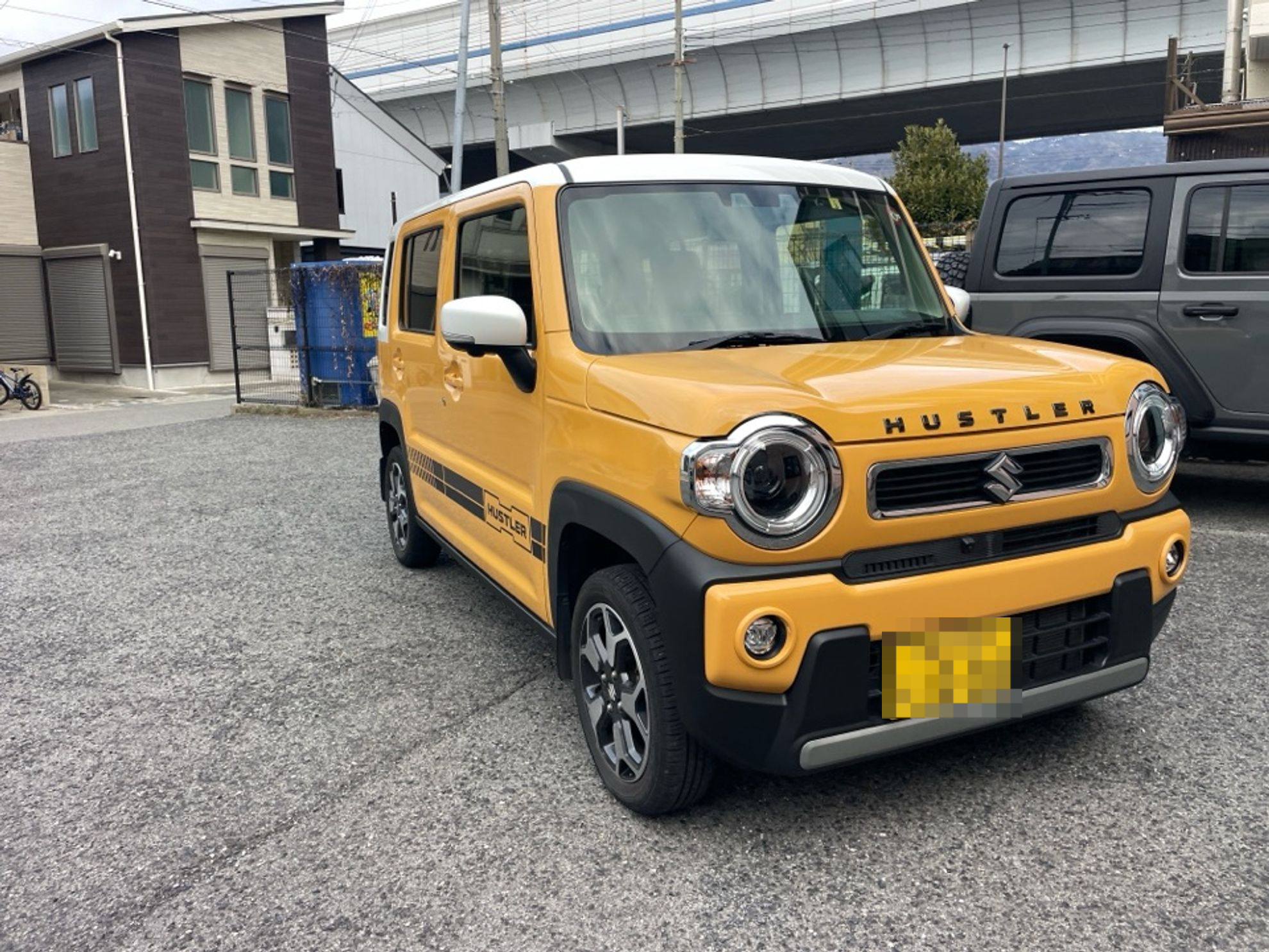 外装右前