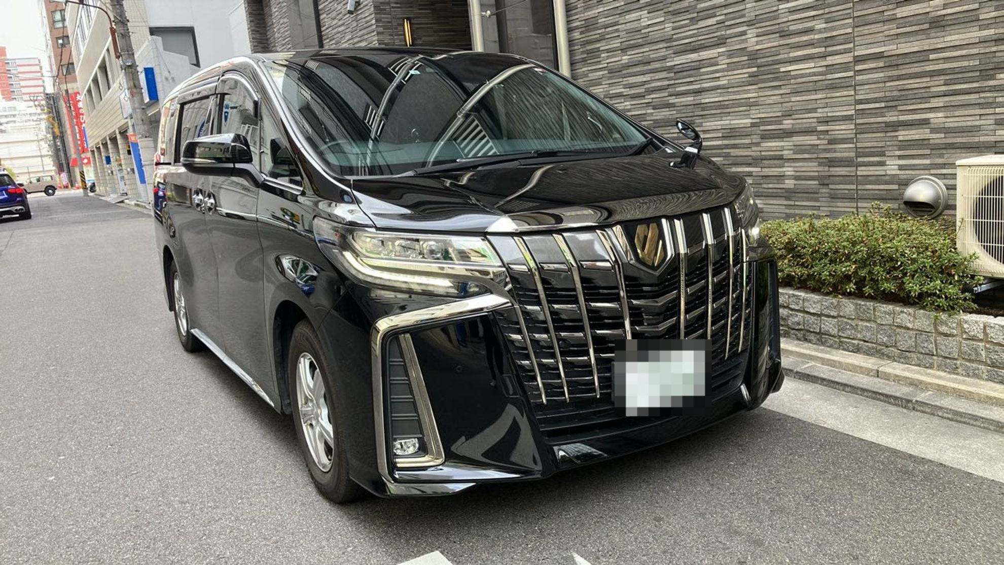 外装右前