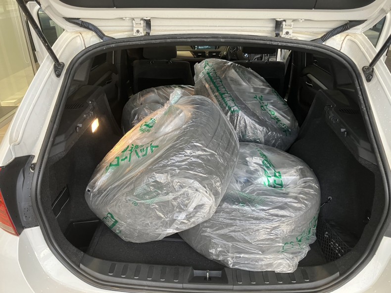 内装トランク