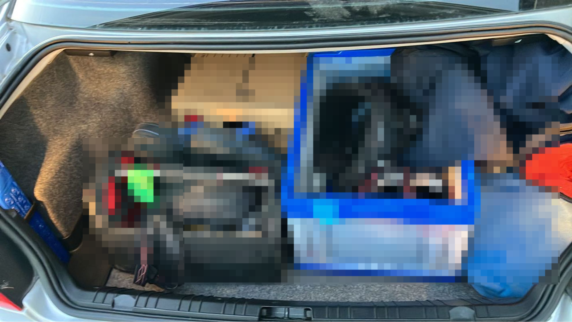 内装トランク