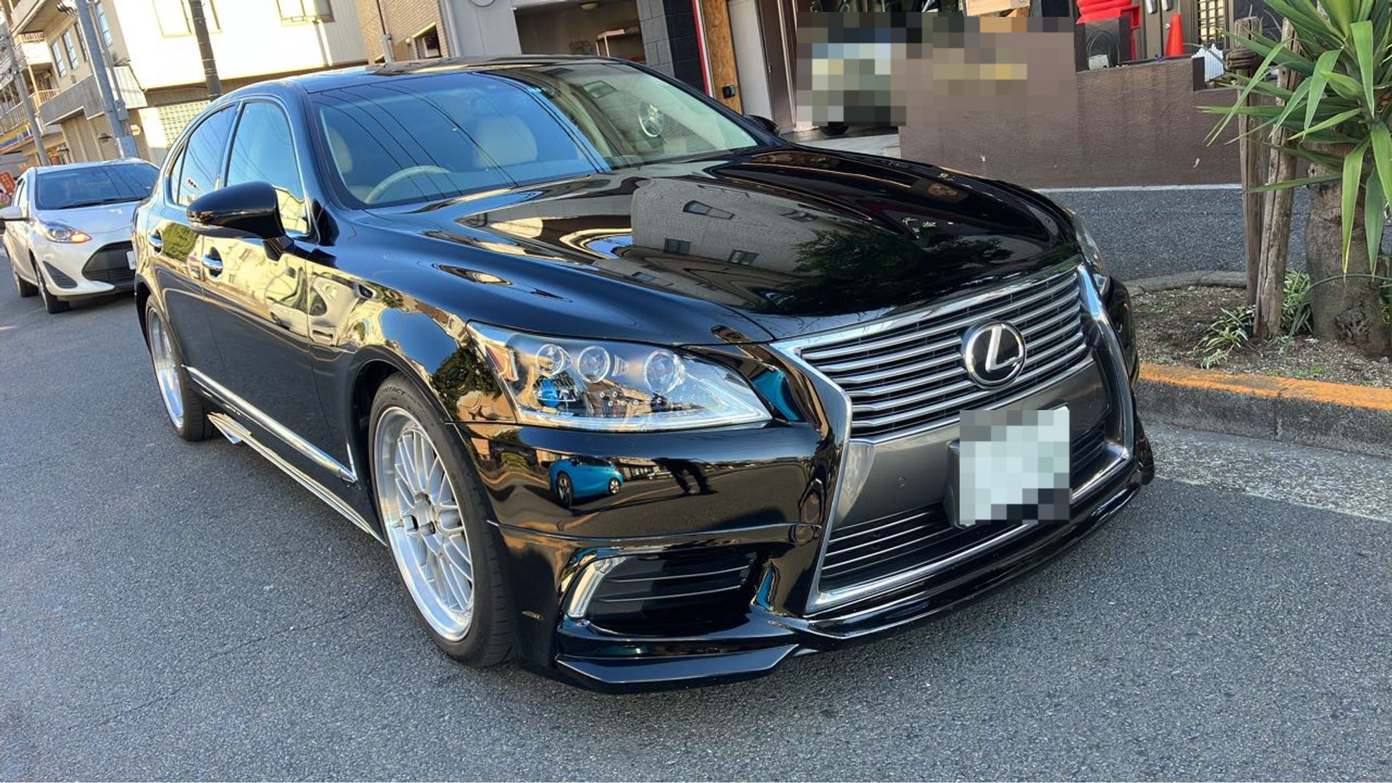 外装右前