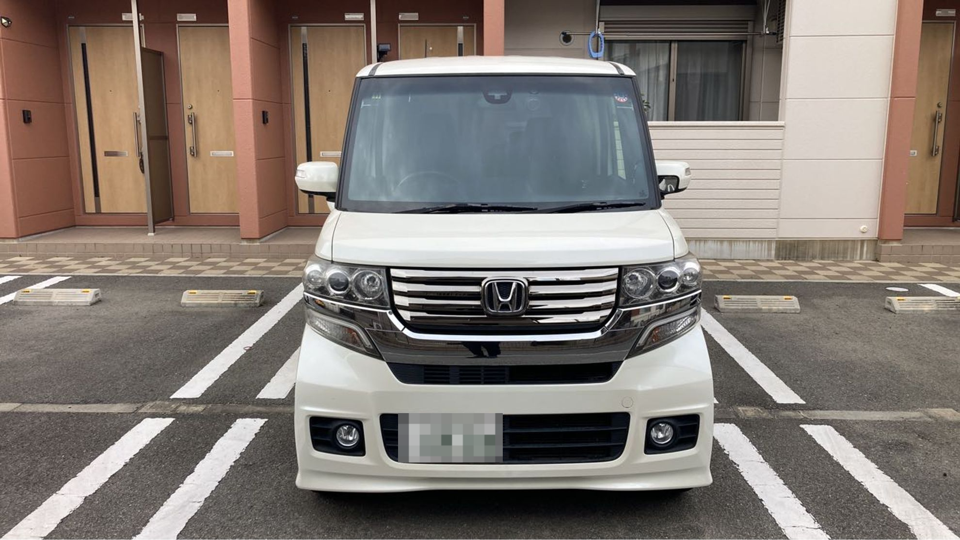 外装前方