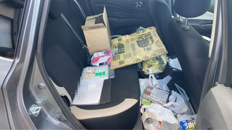 内装後方シート