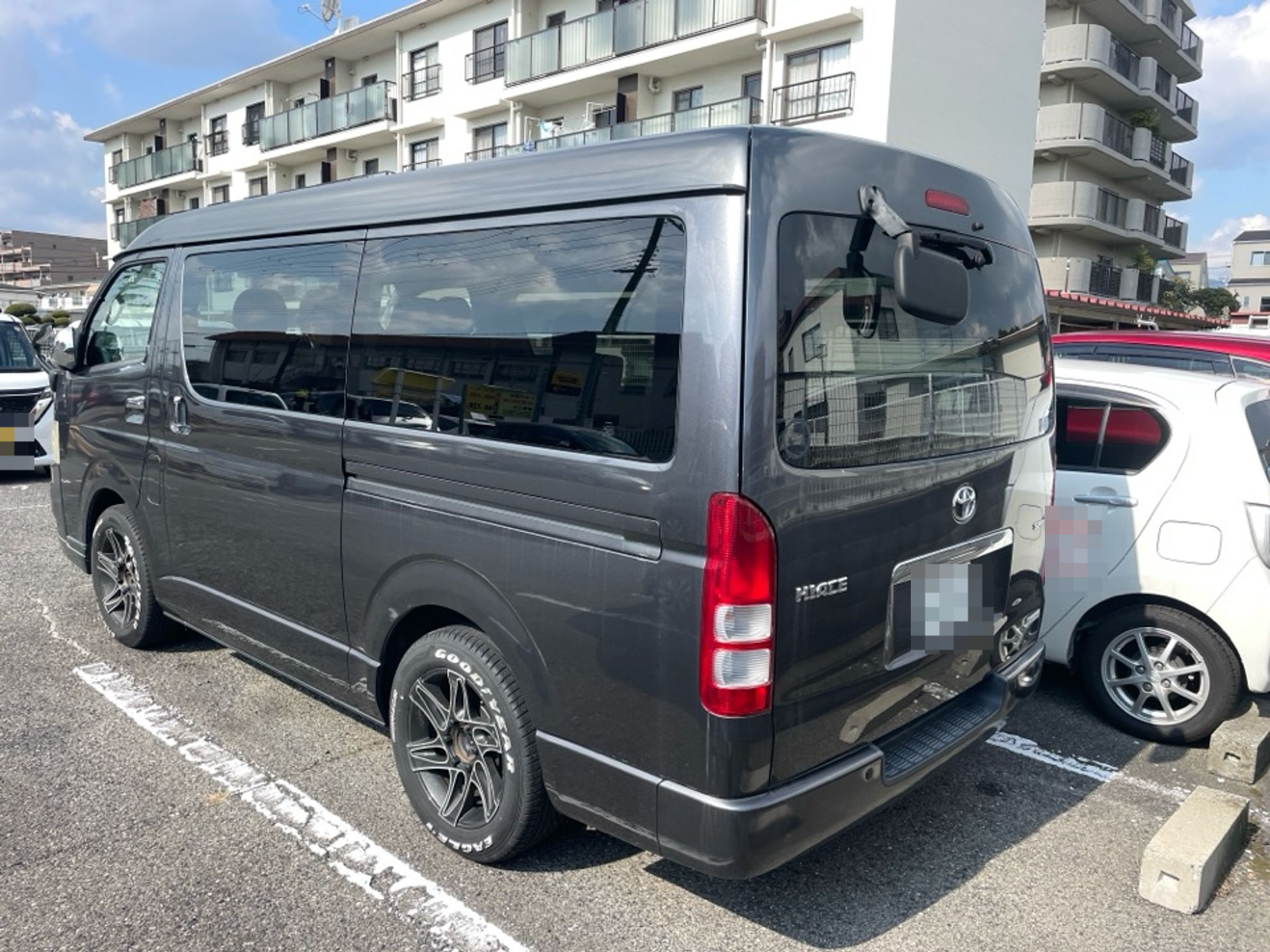 外装左後方
