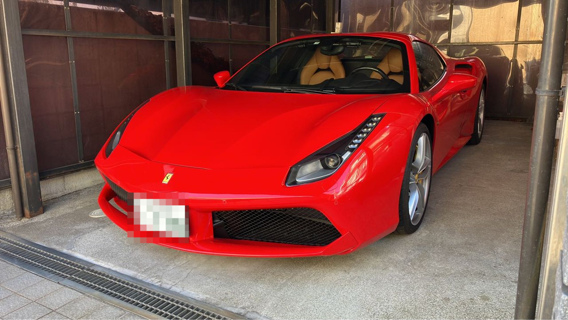 フェラーリ ４８８スパイダーの売買実績画像