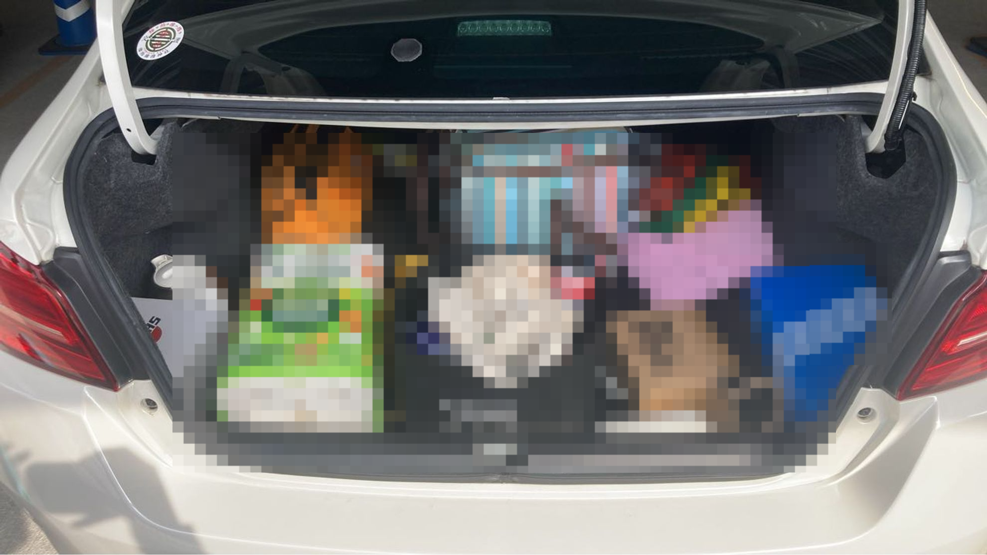 内装トランク