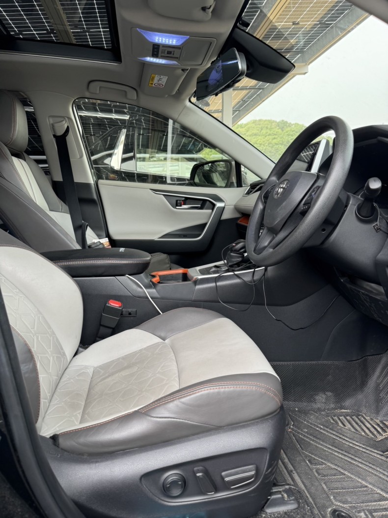 内装前方シート