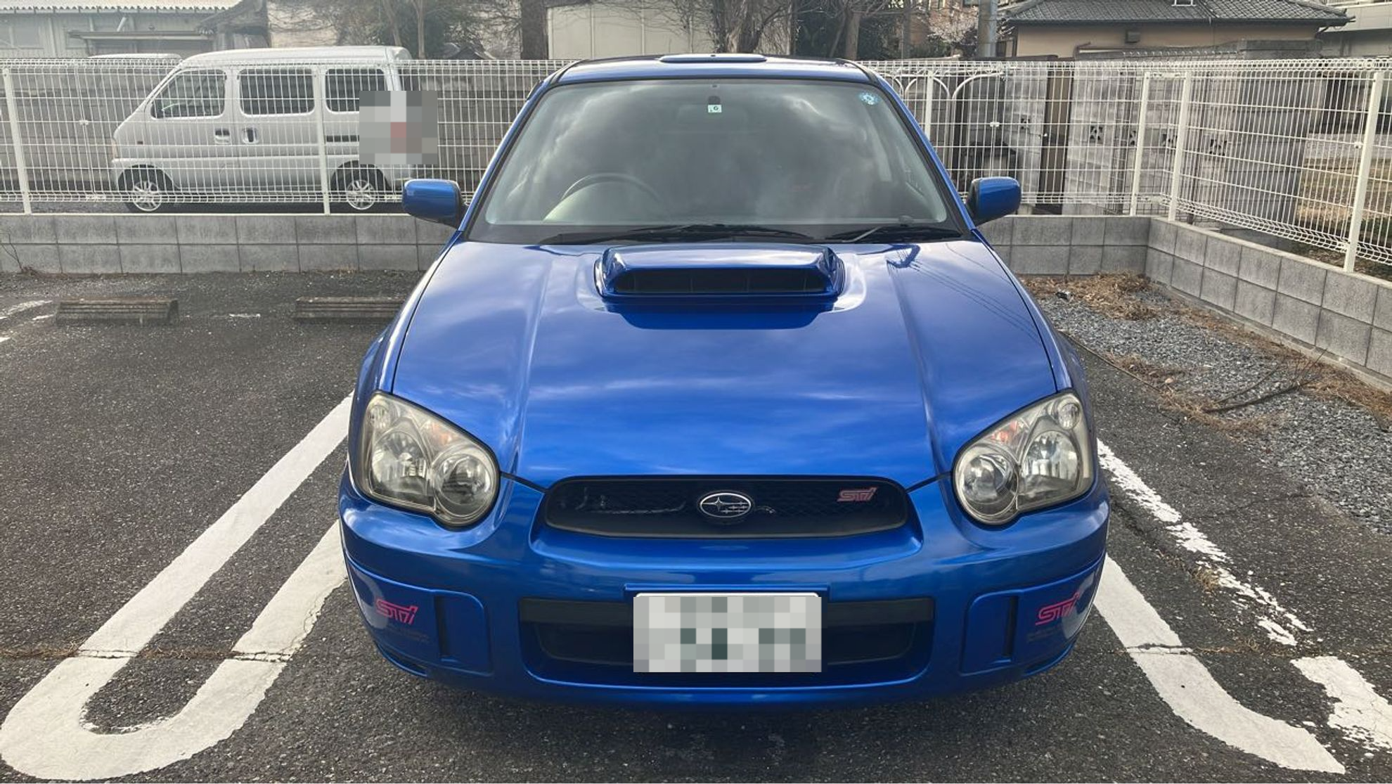 外装前方