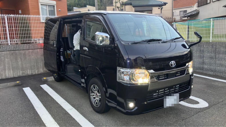 外装右前