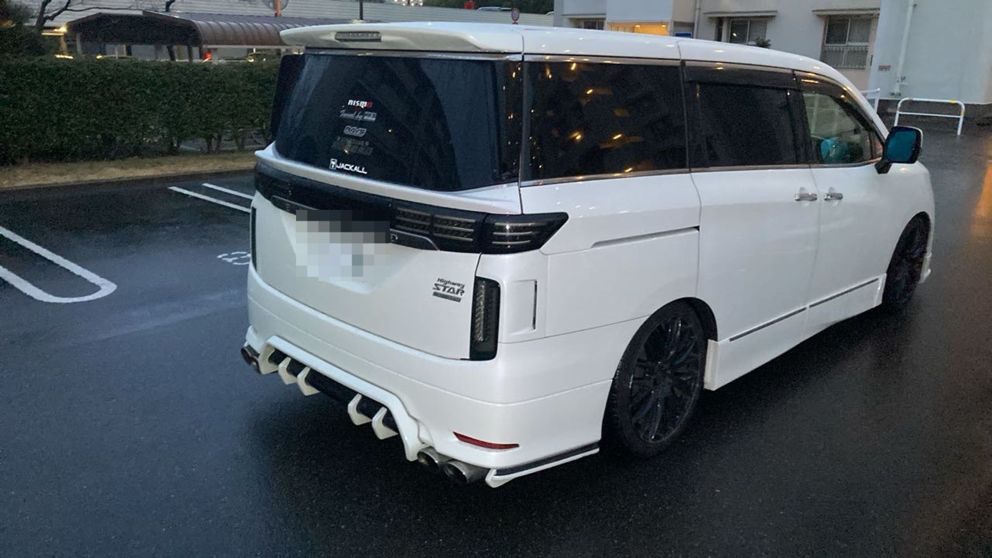 外装右後