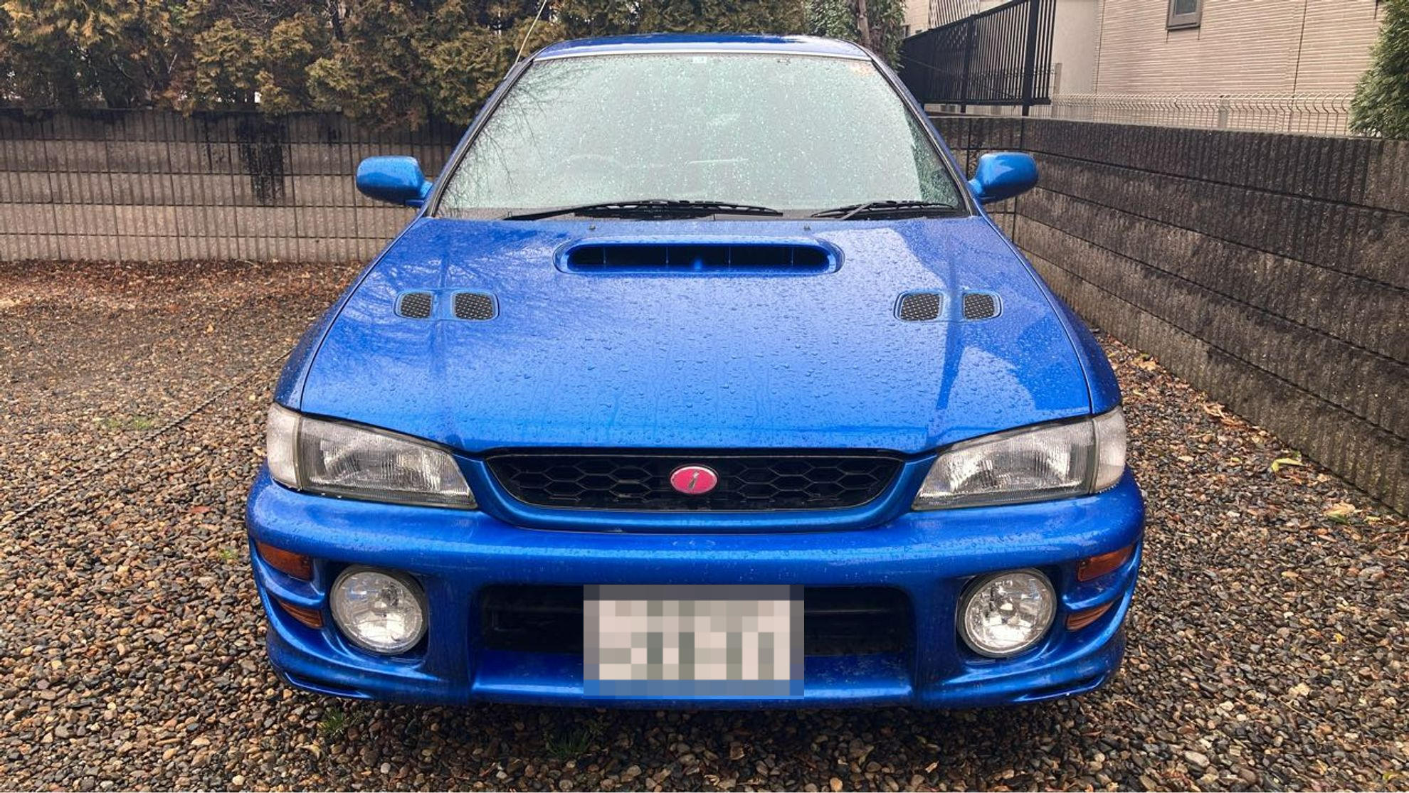 外装前方