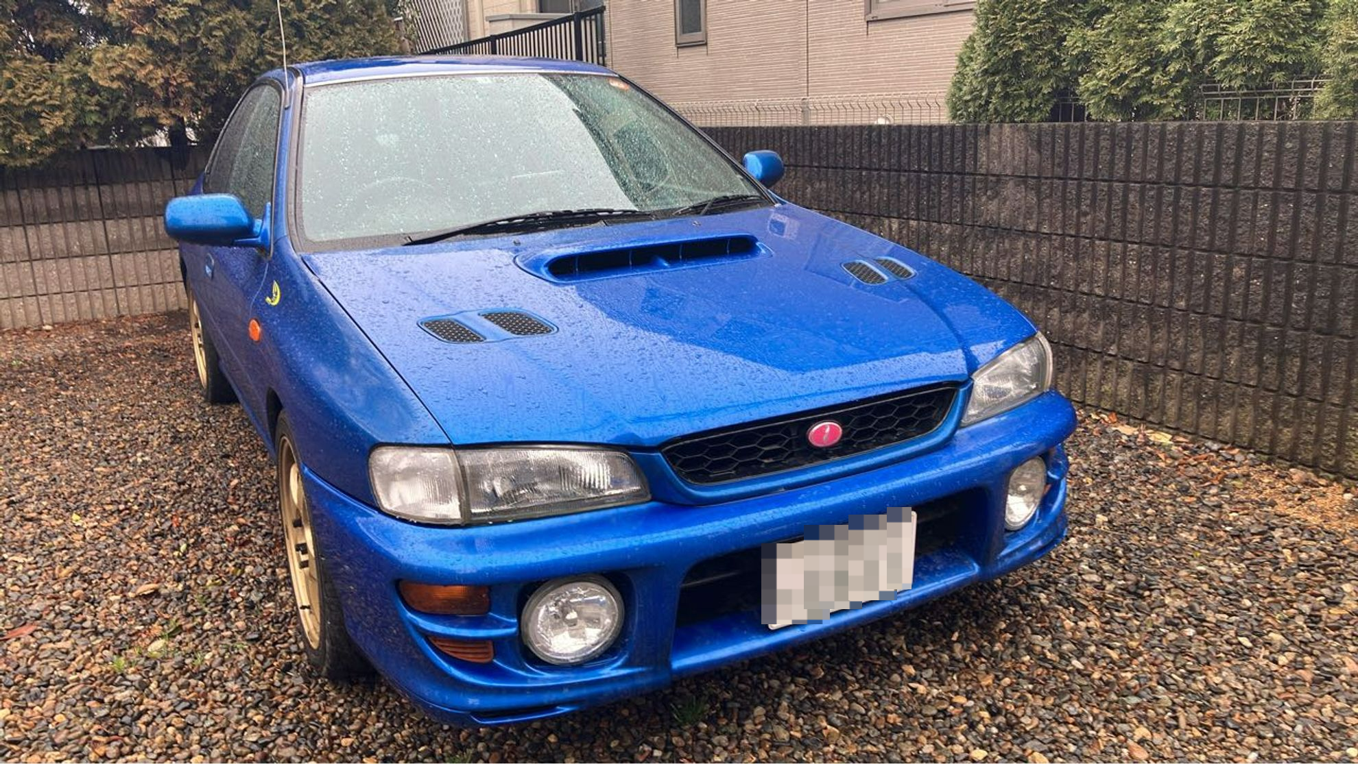 外装右前