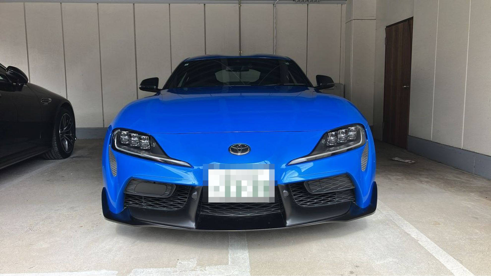 外装前方