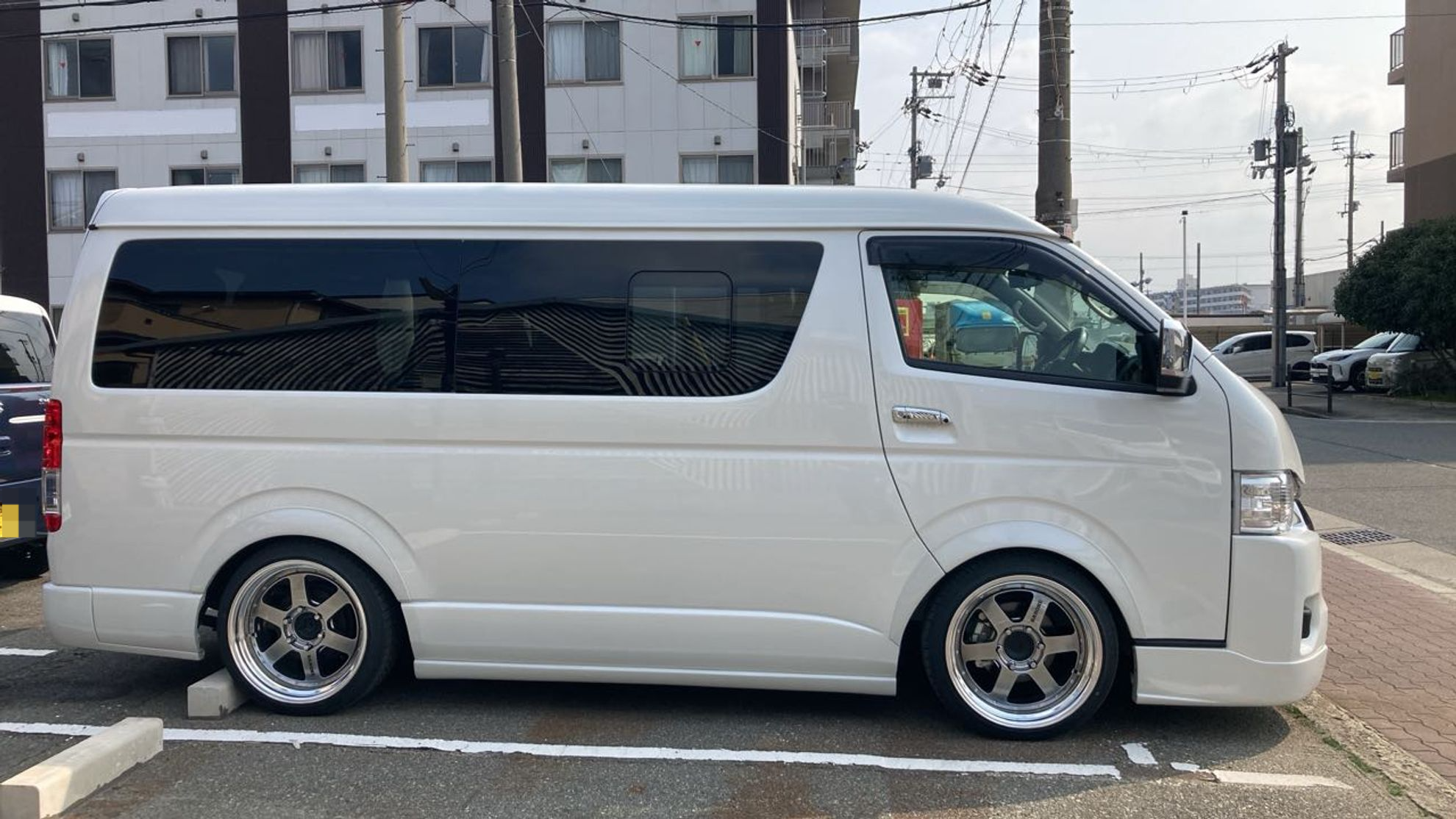外装右