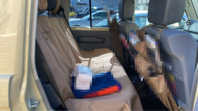 内装後方シート