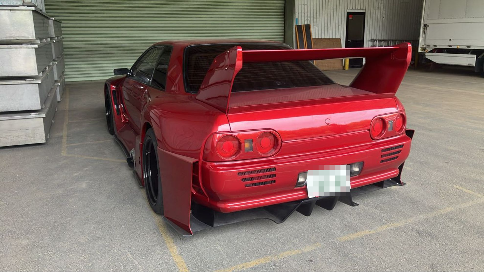 外装左後方