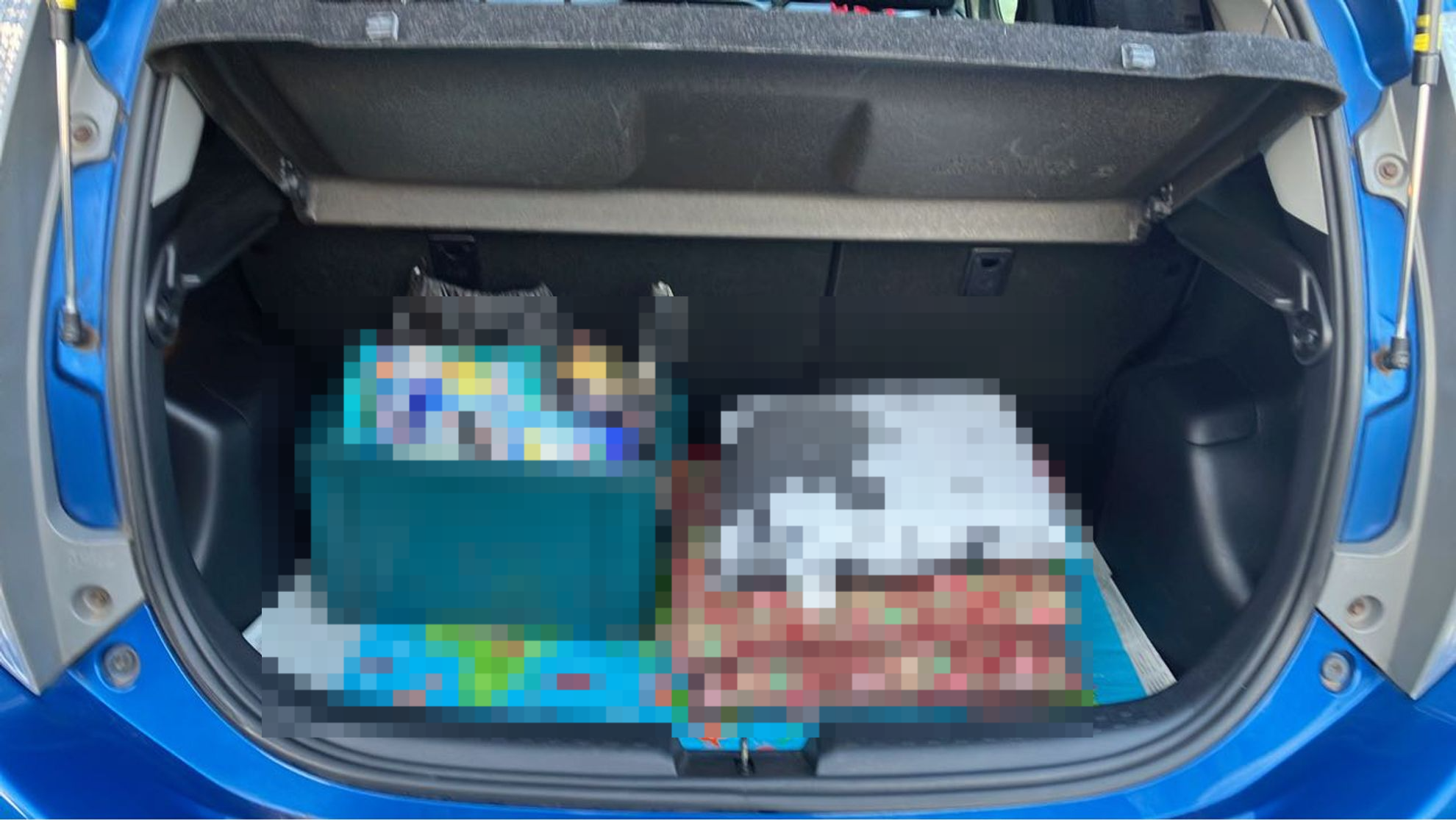 内装トランク