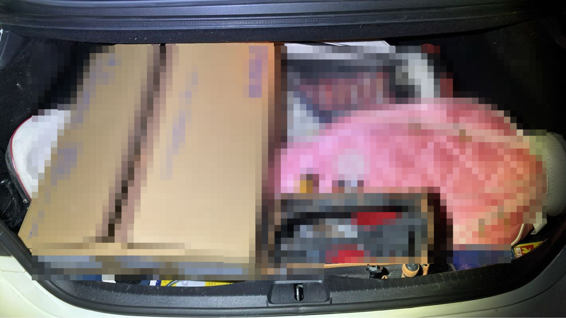 内装トランク