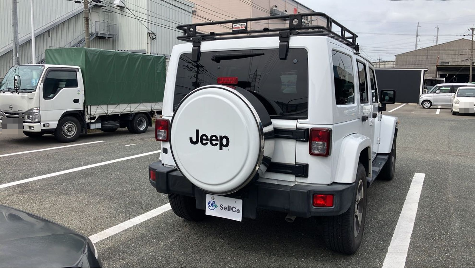 外装右後