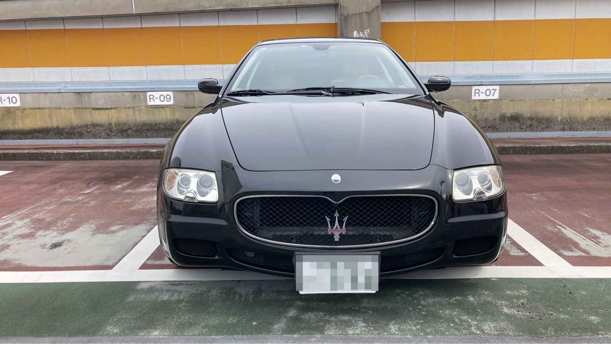 外装前方