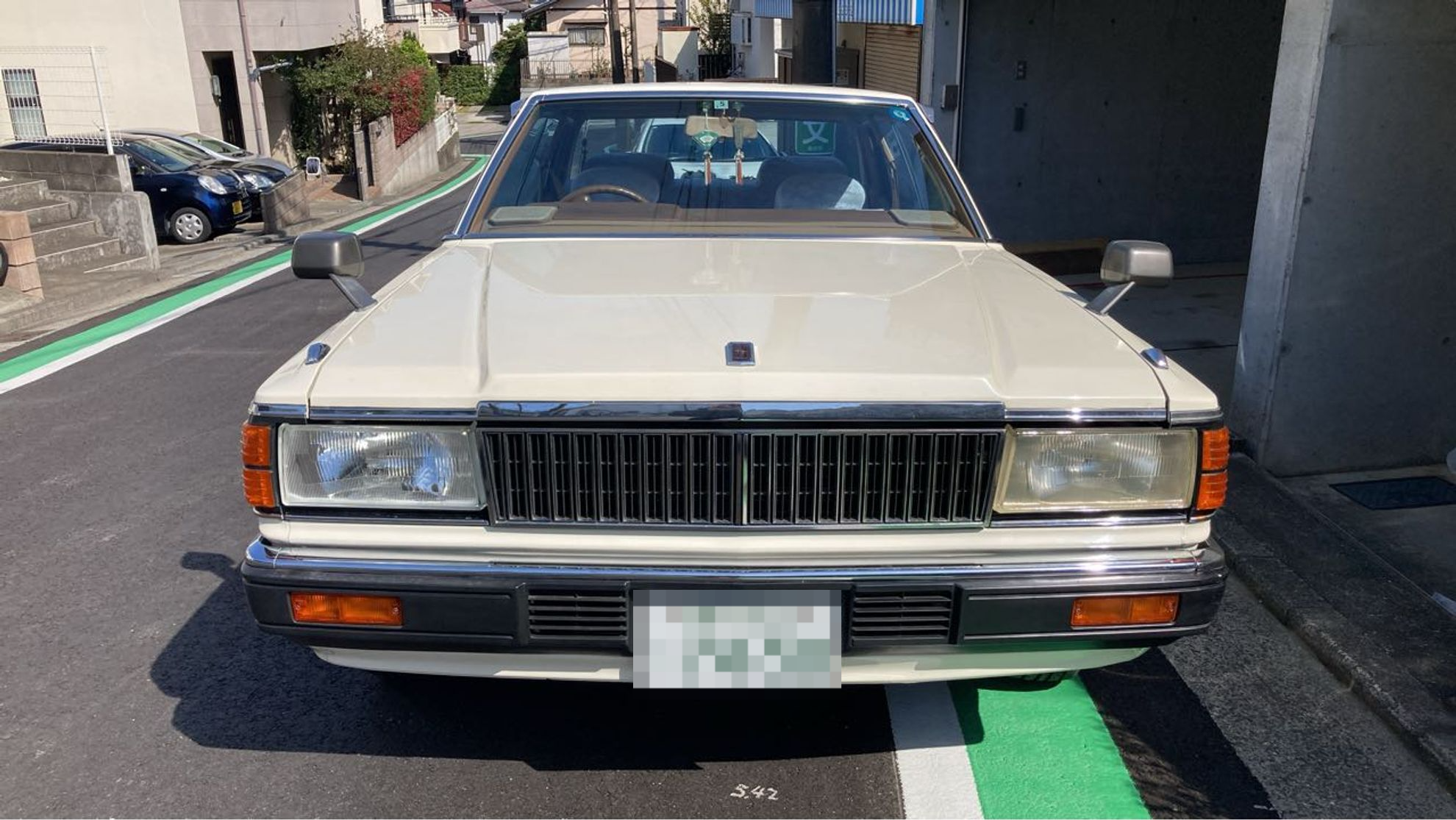 外装前方