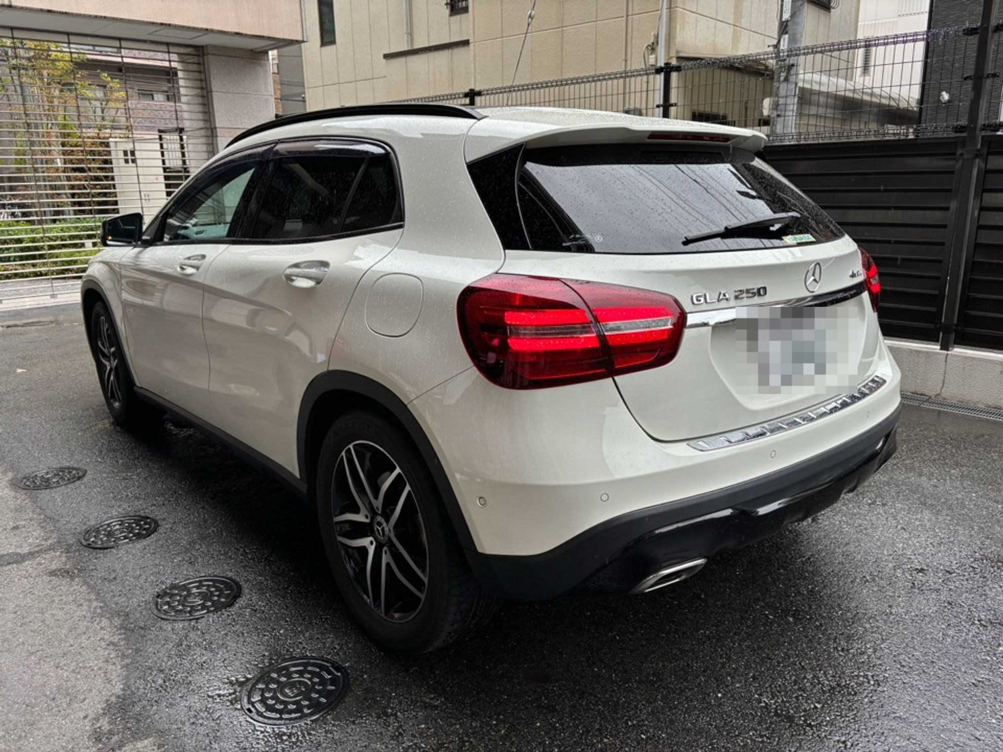 外装左後方