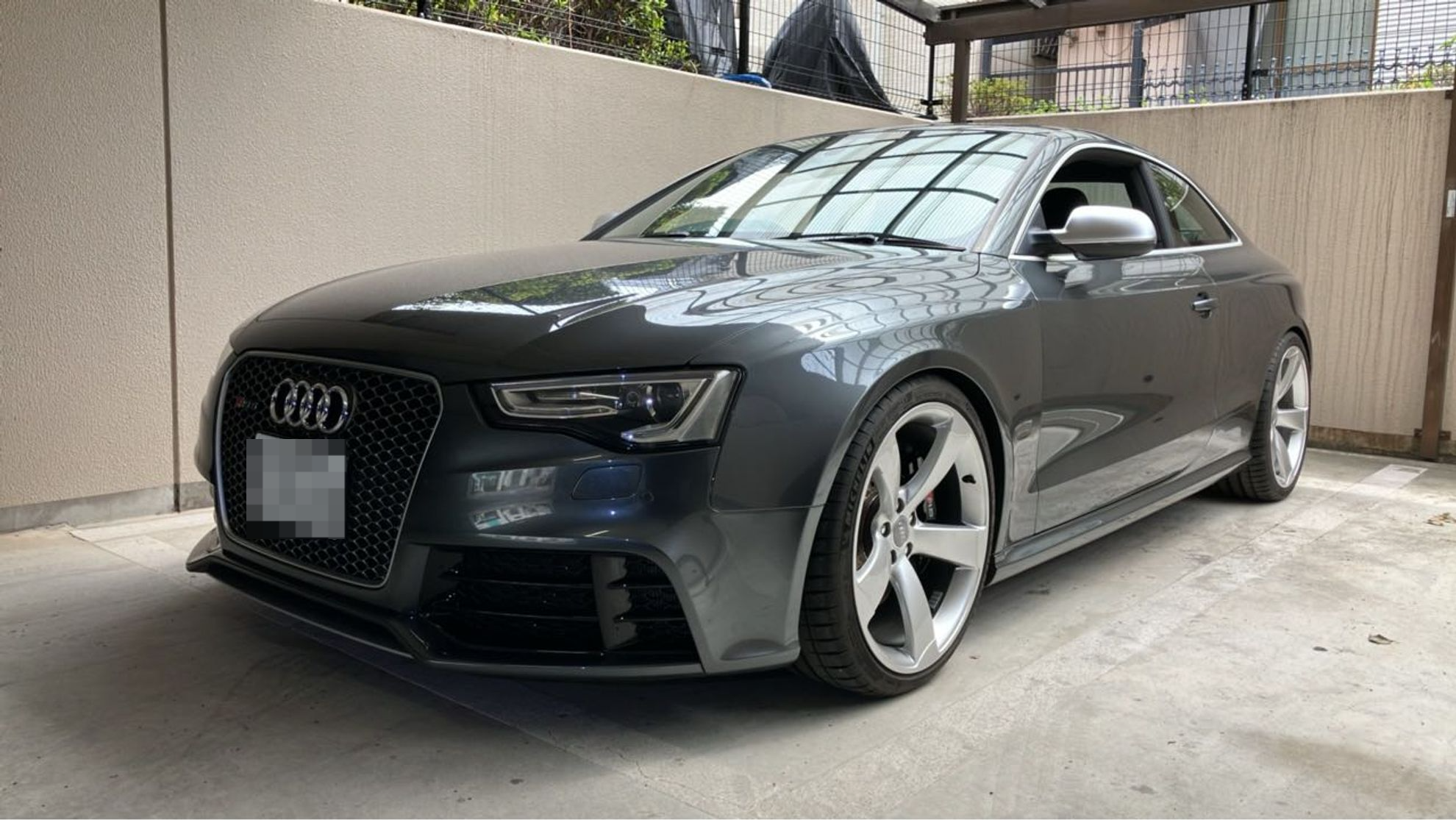 アウディ ＲＳ５の売買実績画像